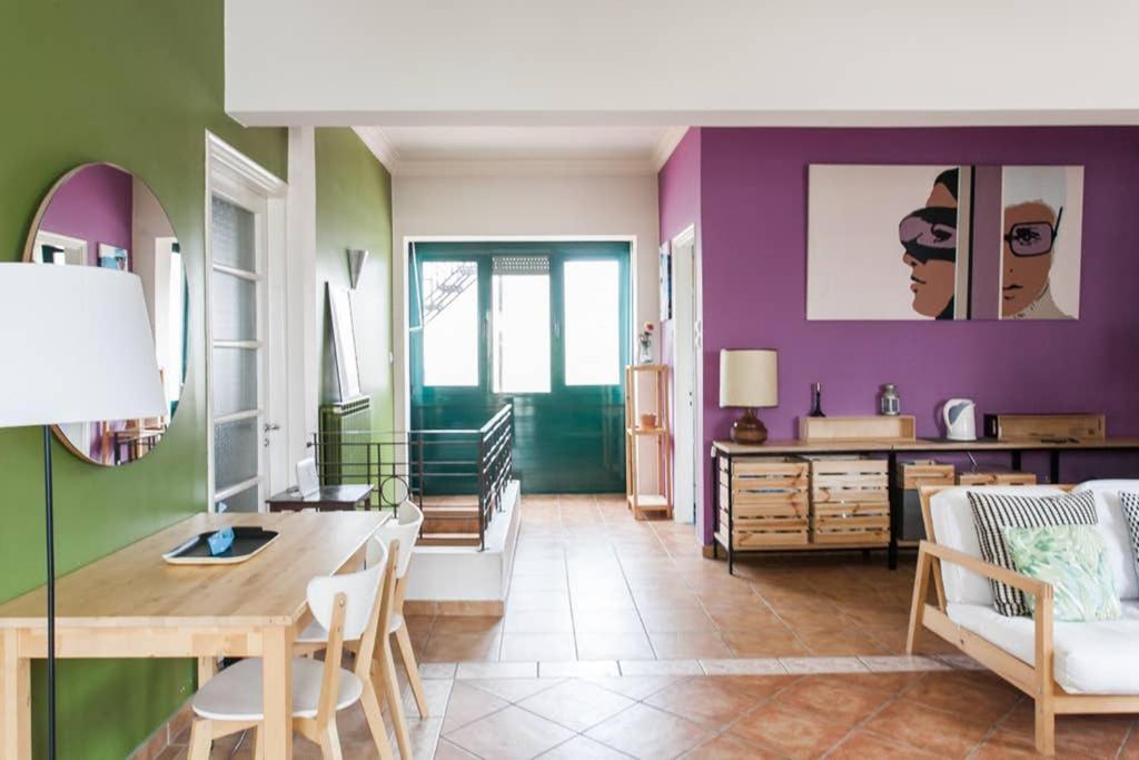 Mid Century 3 Bdr City Centre Townhouse Афины Экстерьер фото